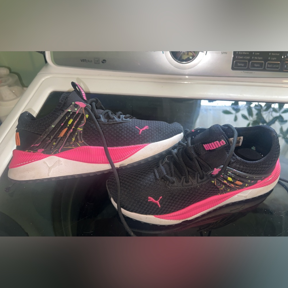 Girls Pumas